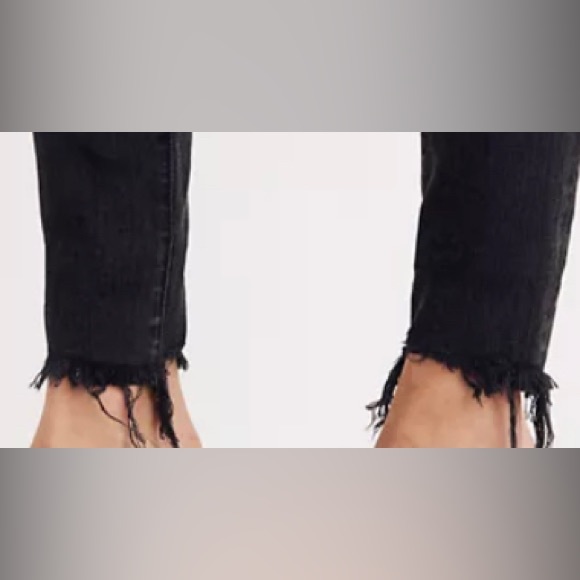 Madewell 9” high rise skinny jeans, button fly, black, raw distressed hem, 26T - Picture 15 of 15